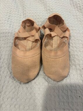Bloch Kids 1 Nude Canvas Dance shoe